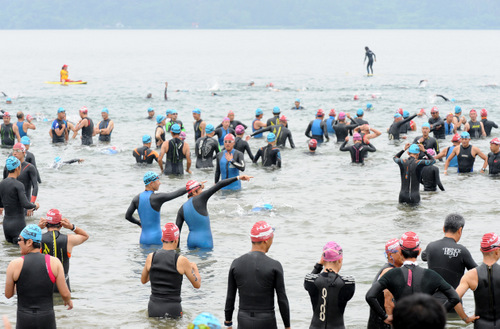 201606190848-swim01.jpg